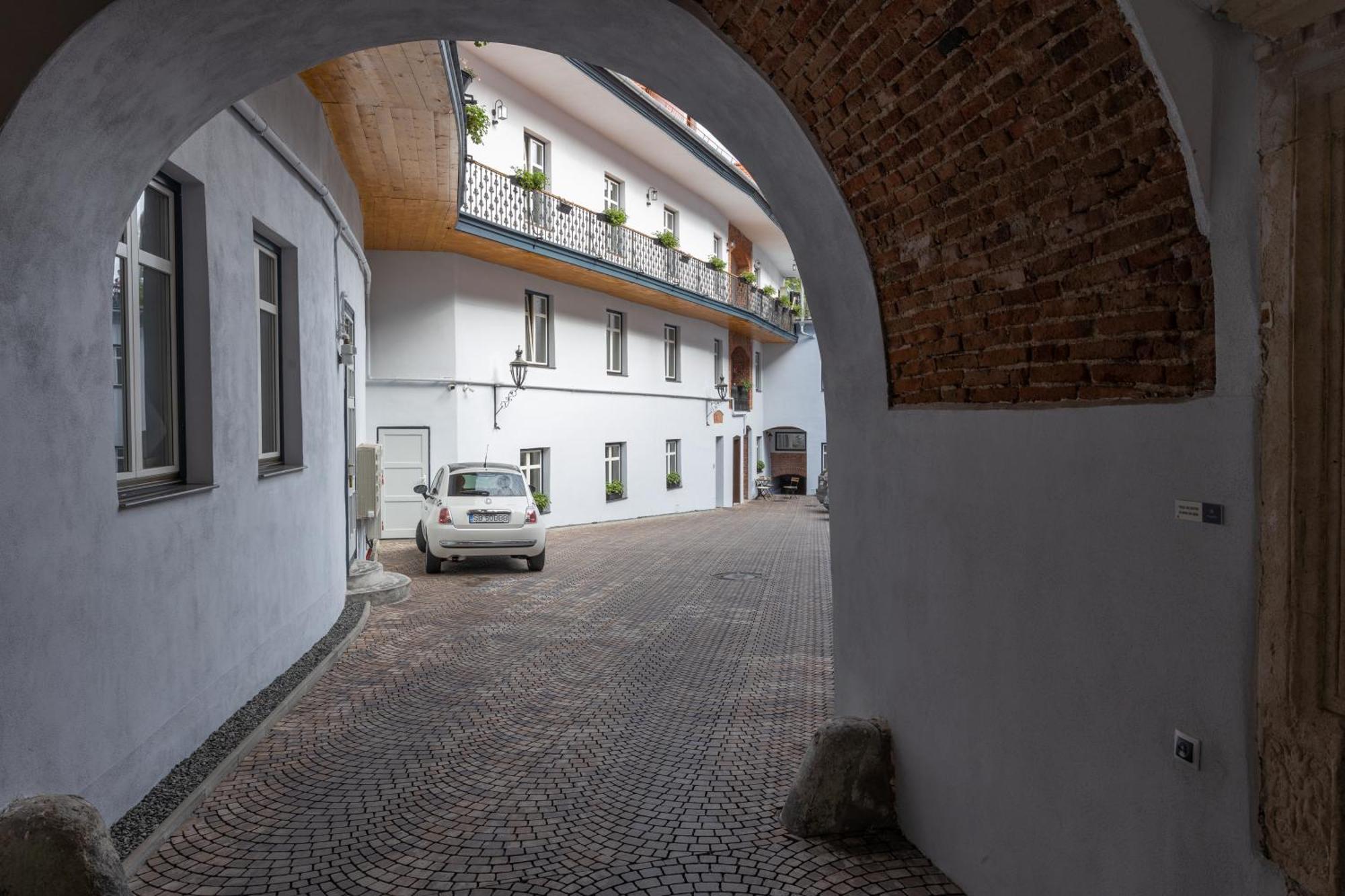 Bed and Breakfast Magister Seven Sybin Zewnętrze zdjęcie